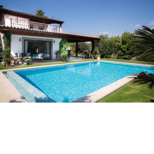 Villa Mertcan by Important Group Travel BD439