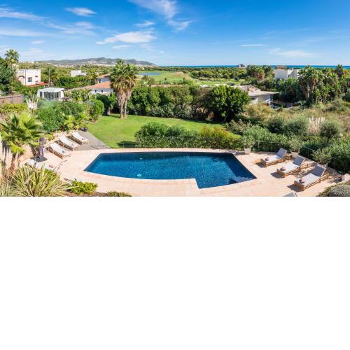 Villa Miramar by Glasir
