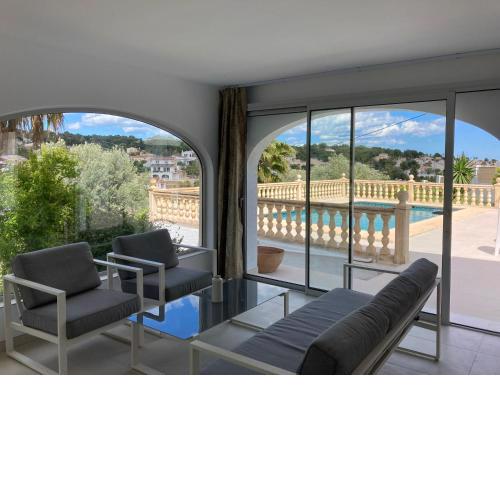 Villa mit privatem Pool 10 Minuten vom Strand mit kostenlosen WiFi