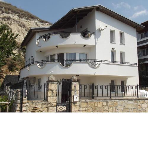 Villa Monche