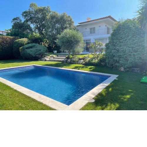 Villa Monturiol