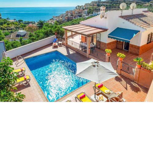 Villa Nadia by Villa Plus