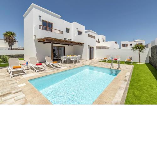 Villa Naomi by Villa Plus