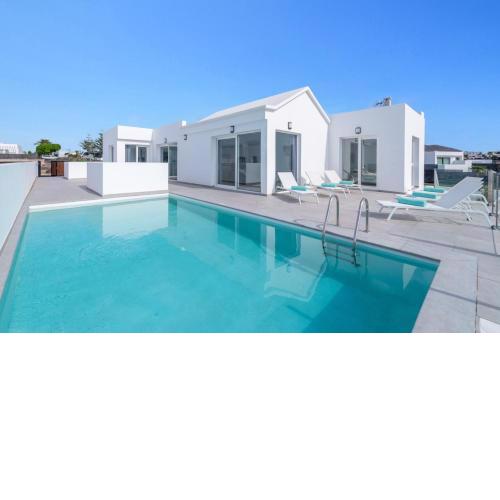 Villa Napoli by Villa Plus