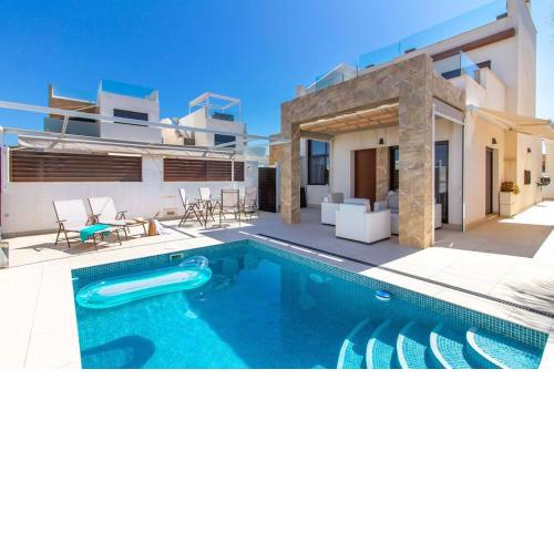 Villa Nina with pool