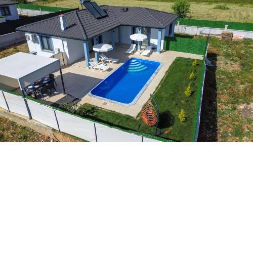 Villa Nur