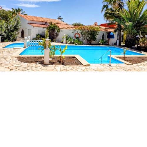 Villa Océano mit privatem beheiztem Pool, vollklimatisiert und Meerblick