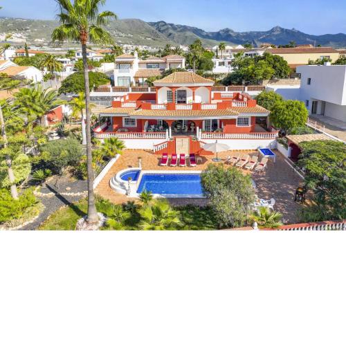 Villa Oleada by Villa Plus