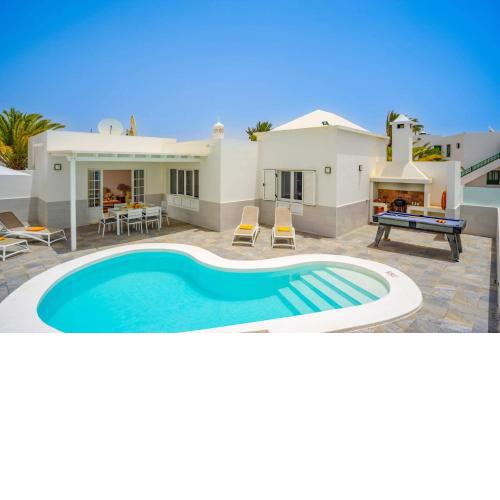 Villa Olivina 2 by Villa Plus