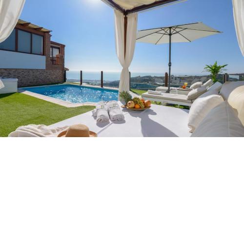 Villa Olivo Torrox by Ruralidays