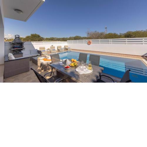 Villa Palms
