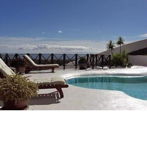 Villa Papaz - cosy spacious sea view pool