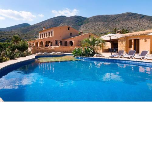 Villa Paraiso - PlusHolidays