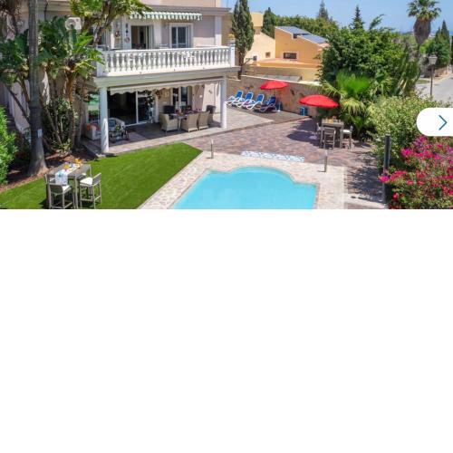 Villa Paraisos