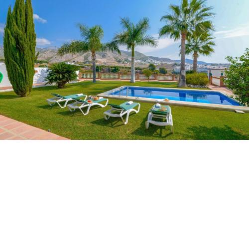 Villa Pastora Nerja by Ruralidays