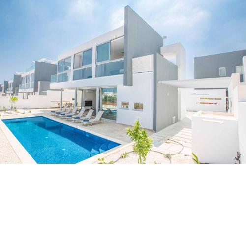 Villa Pearl 2