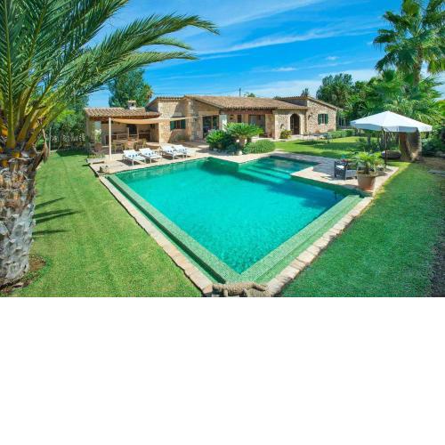 Villa Pepi by Vintage Travel