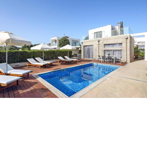 Villa Periwinkle
