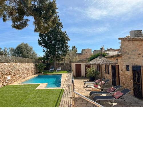 Villa Petita Llombards