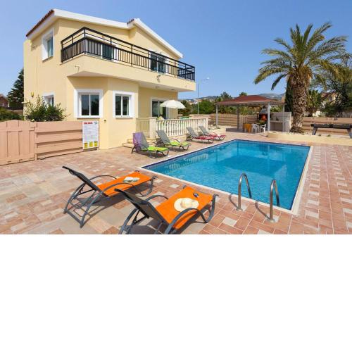 Villa Philios by Villa Plus