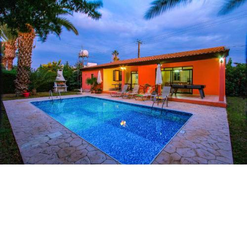 Villa Poppy by Villa Plus