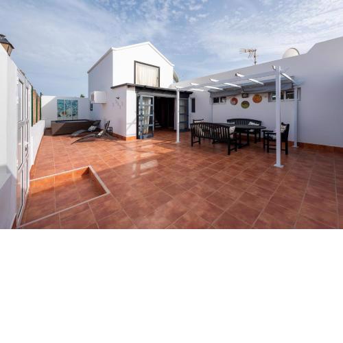 Villa Queen