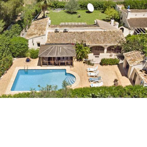 Villa Ria by Villa Plus