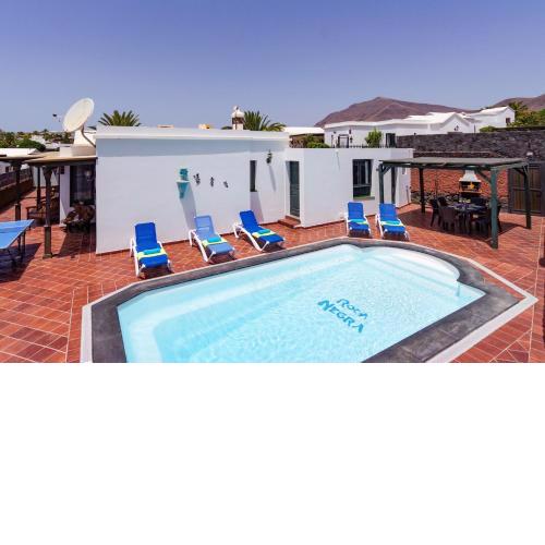 Villa Roca Negra by Villa Plus