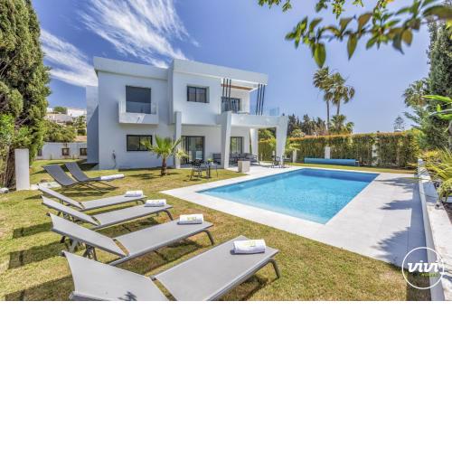 Villa Ruby - Pool, Garden, Golf & Beach