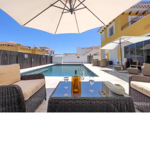Villa Sam 3 Bedroom Villa in Mar Menor Golf with HEATED POOL