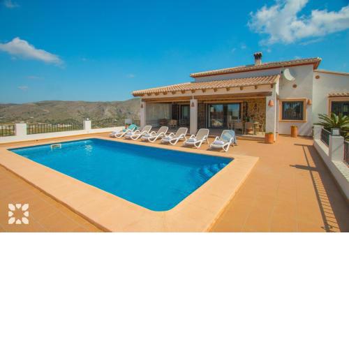Villa Sapphire by Abahana Villas