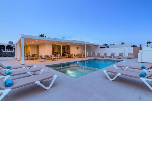Villa Sapphire by Villa Plus