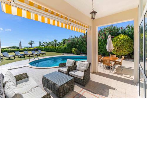 Villa Savoya Sunrise by Ezoria Villas