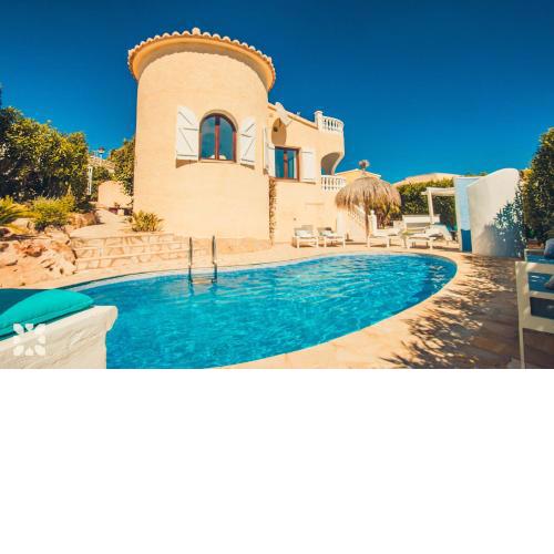 Villa Sea Breeze by Abahana Villas