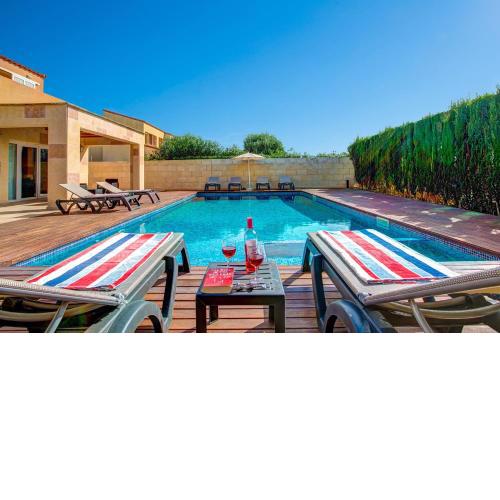 Villa Serena Forcat by Villa Plus