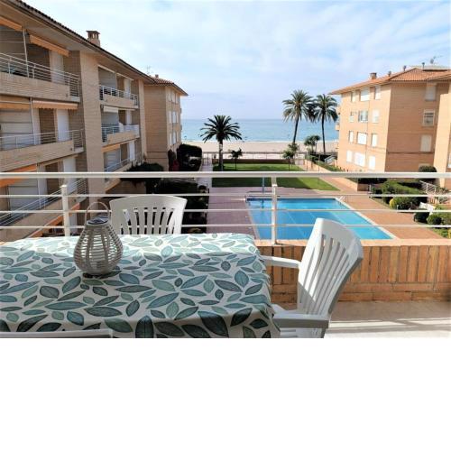 Villa Service - Maricel M