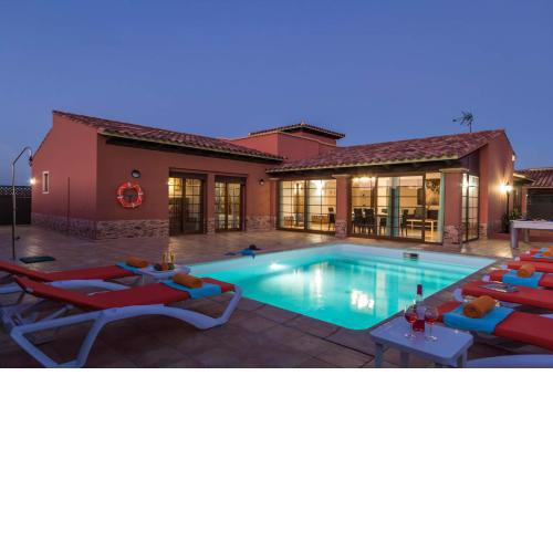 Villa Simona by Villa Plus
