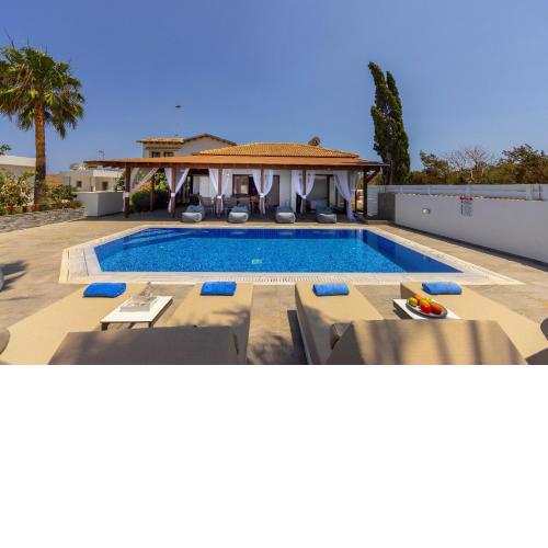 Villa Socrates