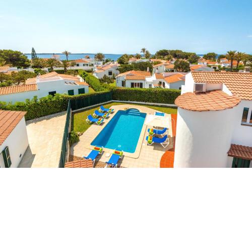 Villa Sol Blanc by Villa Plus