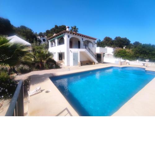 VILLA SOLANA EN MORAIRA a