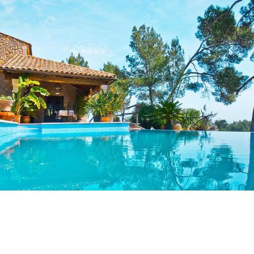 Villa Son Duri, pool and views