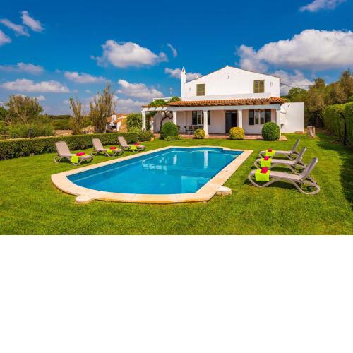 Villa Son Esbert by Villa Plus