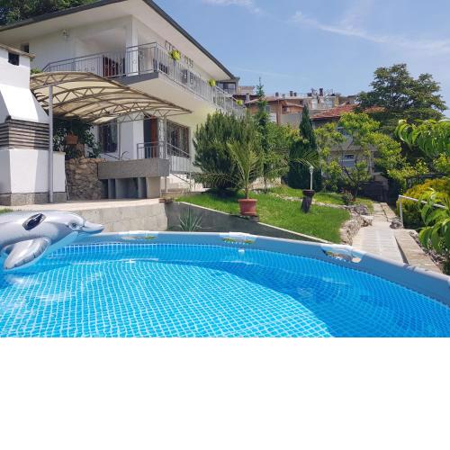 Villa Stella - private house with parking spot, pool and sea view