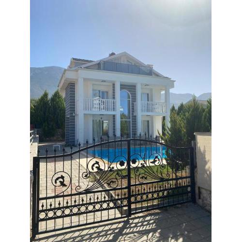Villa Sultan Eva