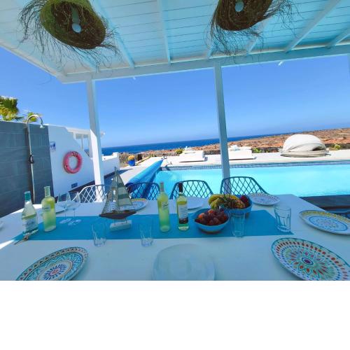 Villa Sunset Paradise with panoramic sea view, first line, sunsets