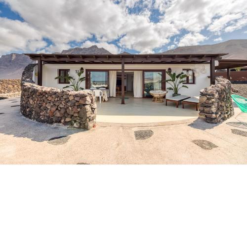 Villa Taguluche Famara