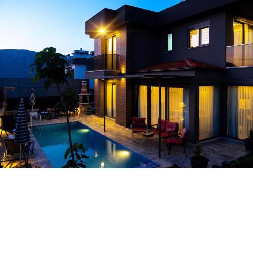 Villa Talia Kaş Doğa İçinde Jakuzili Havuzlu