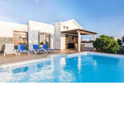 Villa Tania