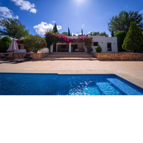 Villa Tegui is a luxury villa close to San Rafael and 10 min drive to Ibiza Town and San Antonio