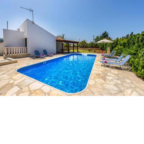Villa Theo Sapphire by Villa Plus